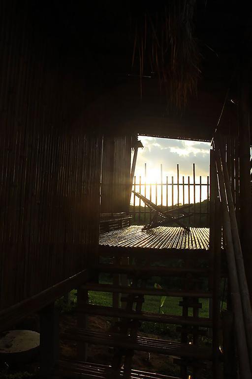 Phuree Hut Koh Phayam Pokój zdjęcie